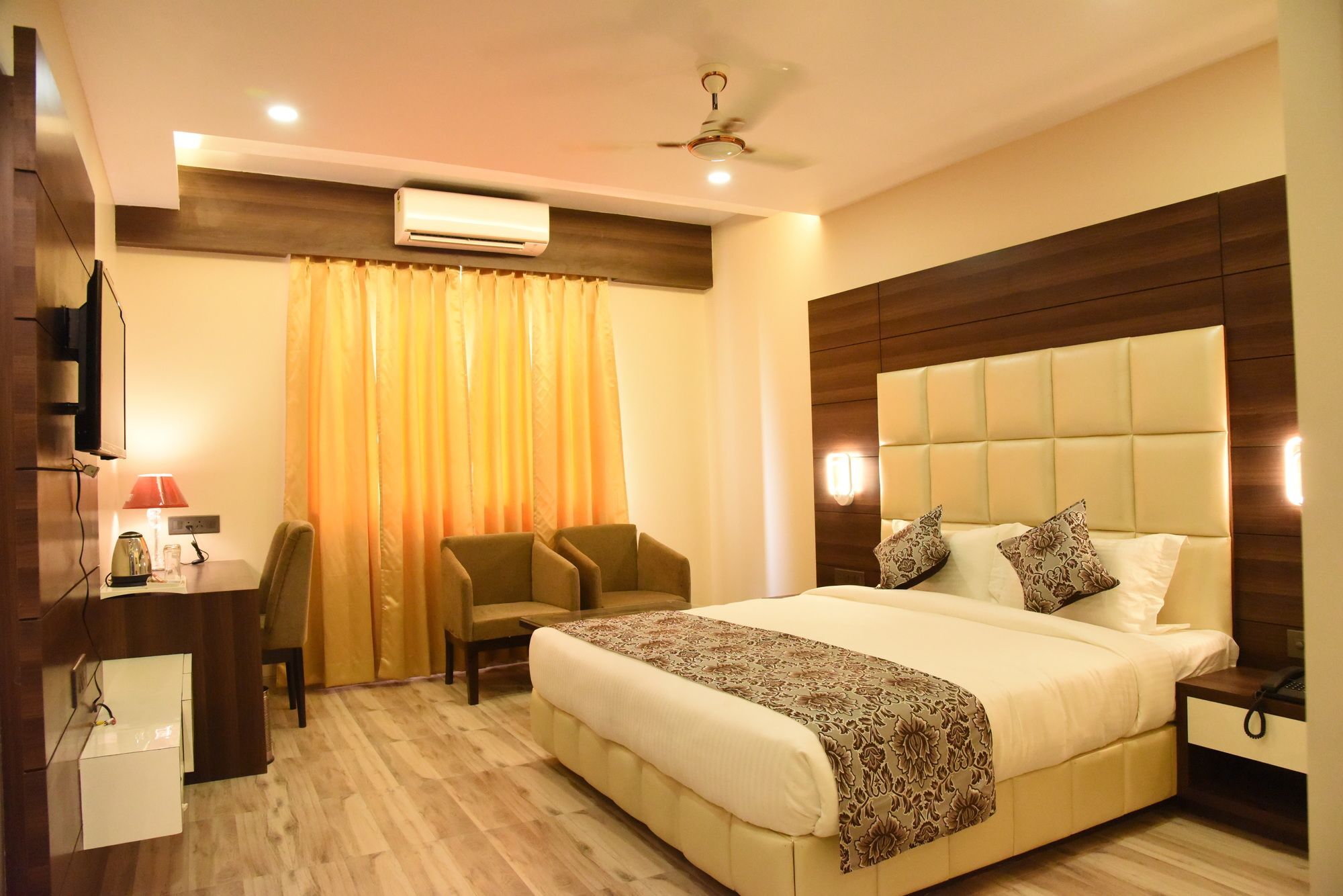 Moments Lucknow Exterior foto